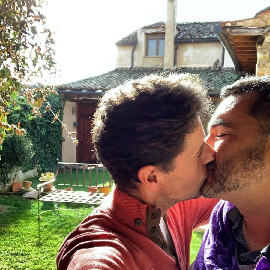 Gasthaus La Casona De Castilnovo - Gay Men Only Valdesaz Exterior foto
